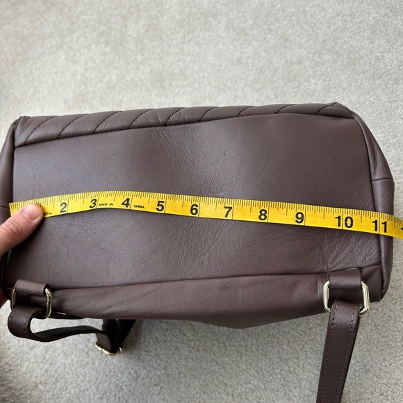 Simons genuine leather backpack taupe - Picture 13 of 16